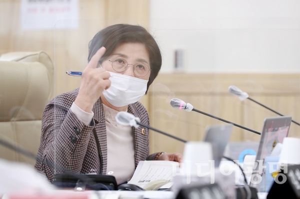 [정치]김미숙 의원, 공정무역위원회 위원의 공정무역 사업 독점 질타